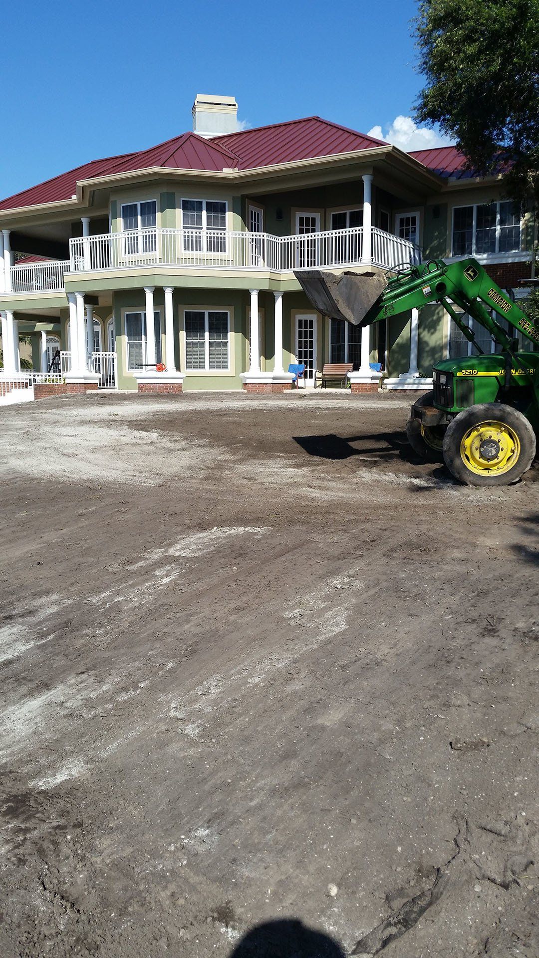 Fancy House — Alva, FL — Campions Landscaping & Grading, Inc. Fancy House — Alva, FL — Campions Landscaping & Grading, Inc.