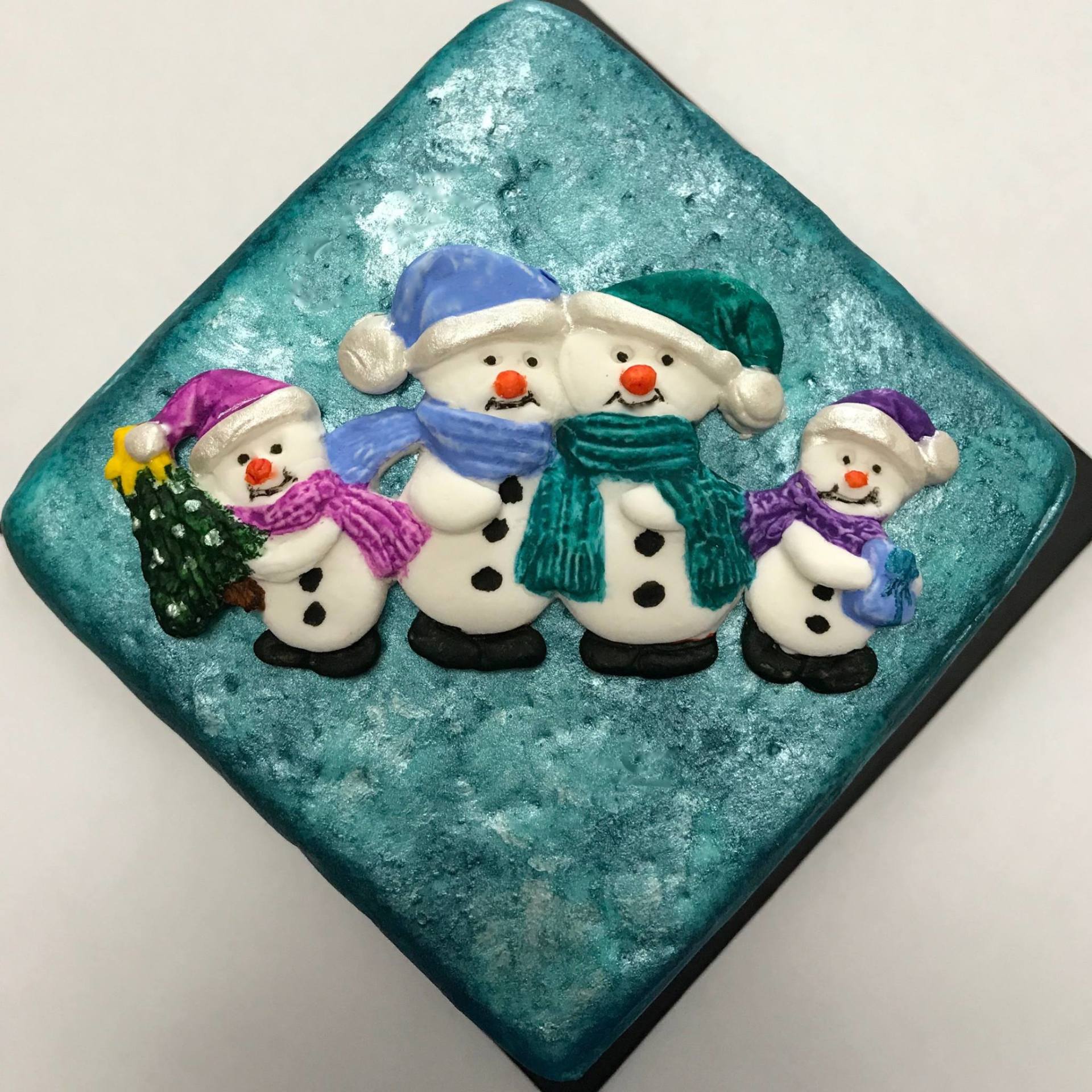 Christmas Cake with Snowmen topper