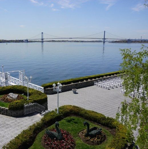 a spectacular waterfront view on Marina Del Rey's patio