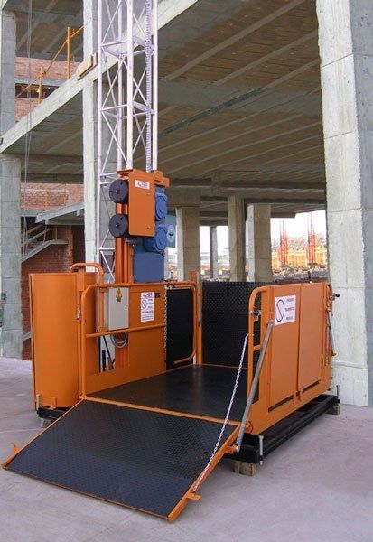T2-CR model with ramp door dejected