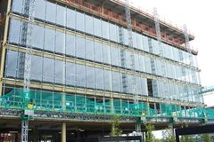 green platform hoist