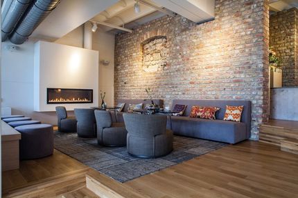 Commercial upholstery services