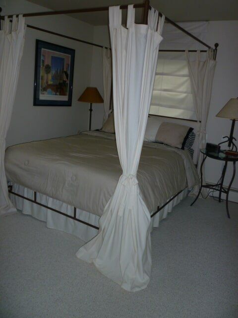 Bed Room — Household Property in Hyattsville, MD