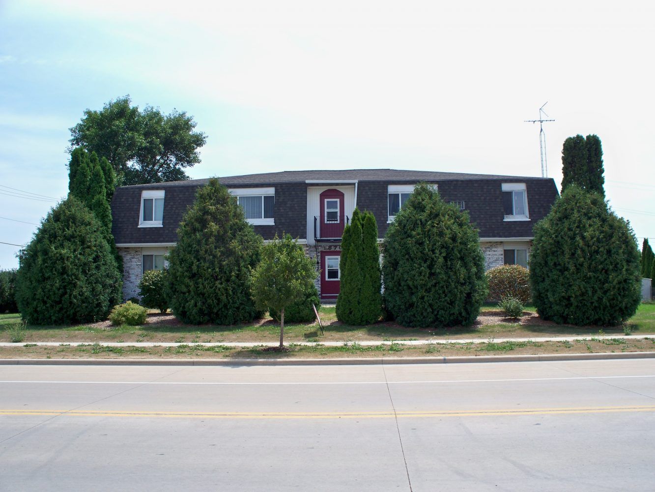 Jefferson Apartments click to go to page