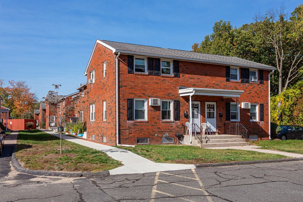 Townhouse Court