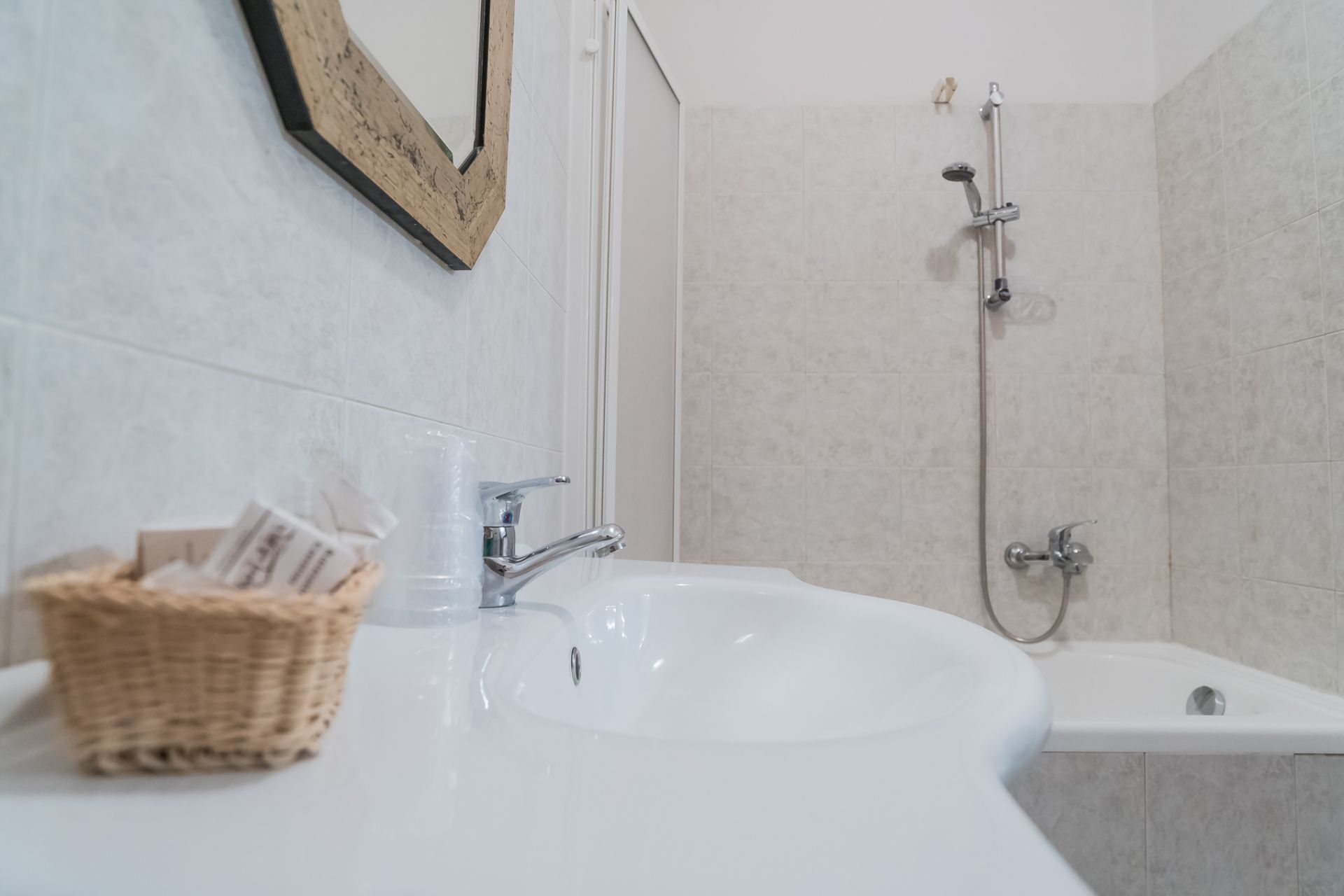 Bagno con servizi
