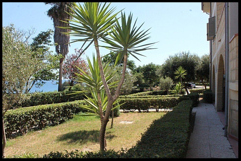 residence poseidon villaggio capo rizzuto capopiccolo calabria vacanze  appartamenti mare crotone