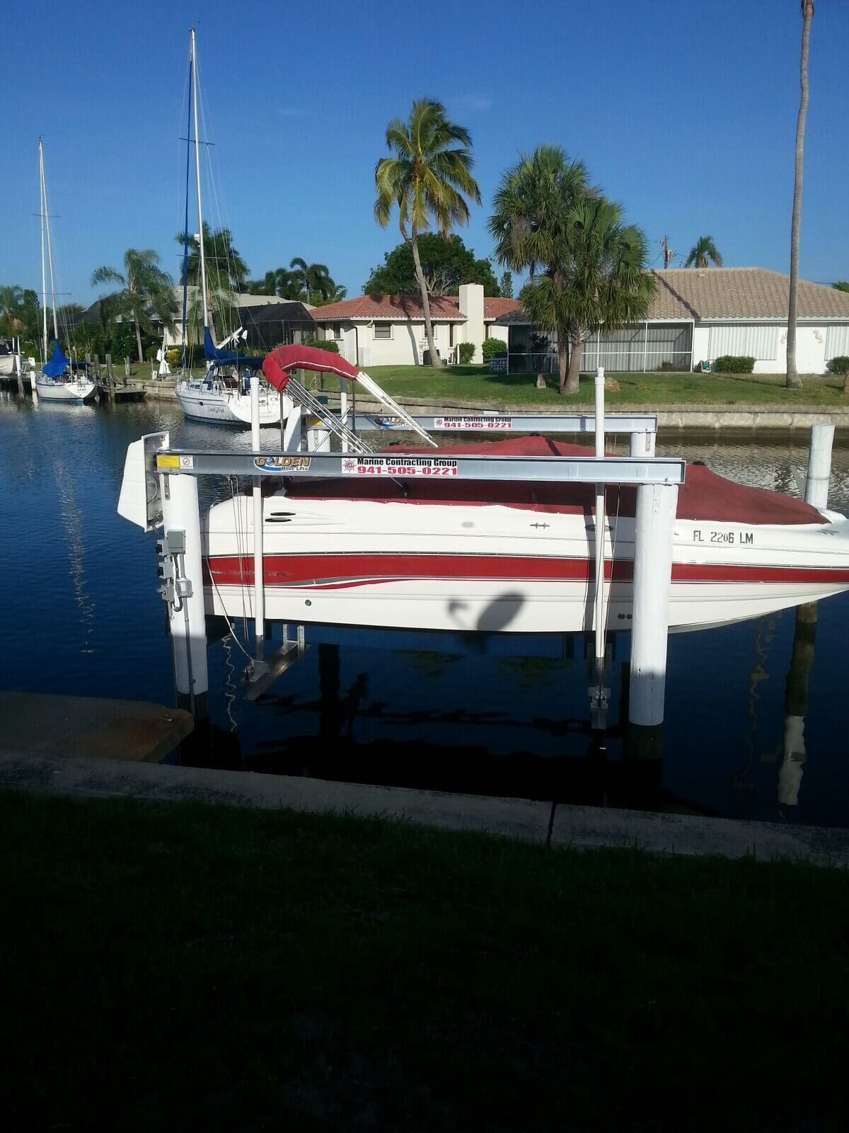 Golden Flat Plate Runabout model