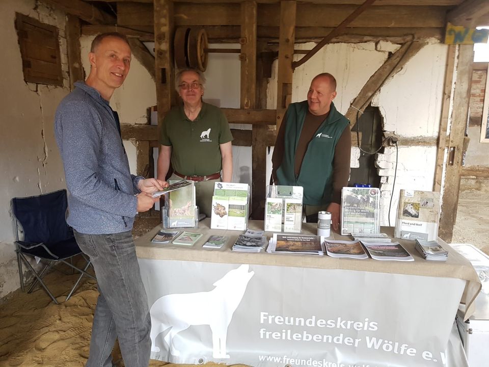 Bild 2 Infostand bei der Kulturellen Landpartie in Lemgow