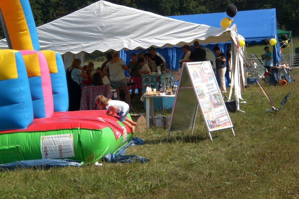 Bild 3 Infostand auf dem Hoffest des Lottihofes