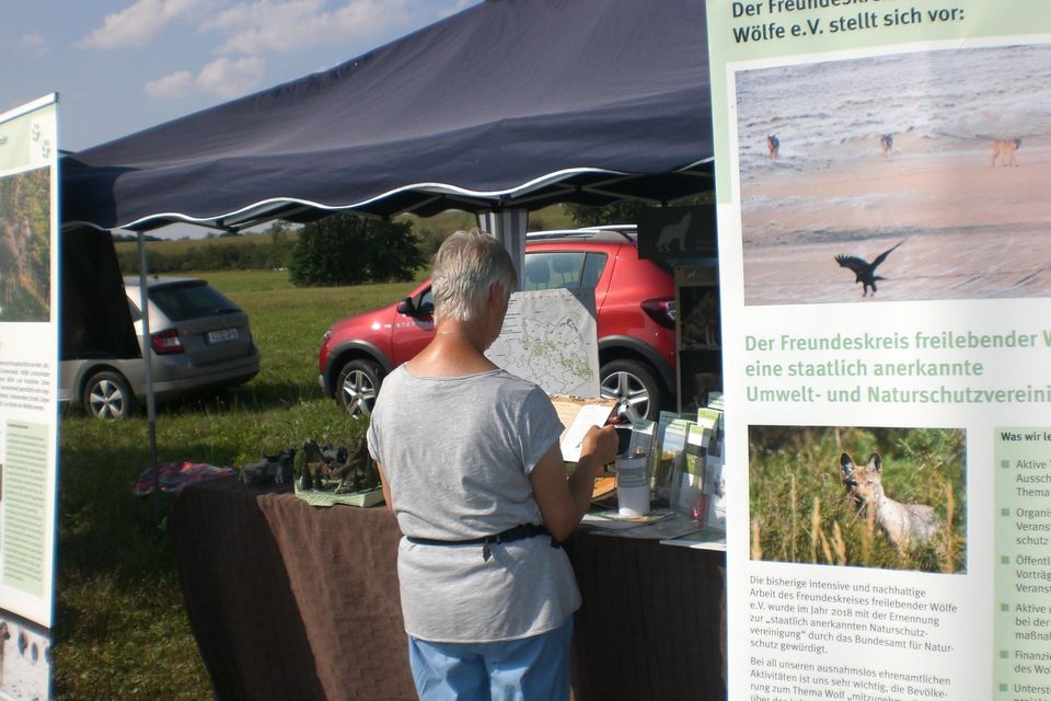 Bild 1 Infostand auf dem Hoffest des Lottihofes