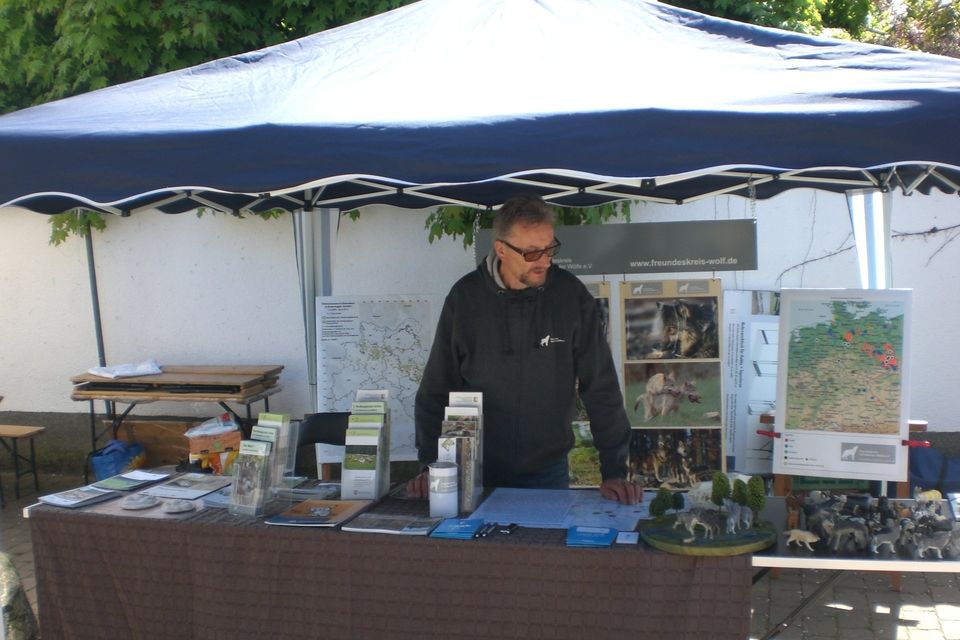 Bild 3 Infostand im Tierheim Rostock-Schlage