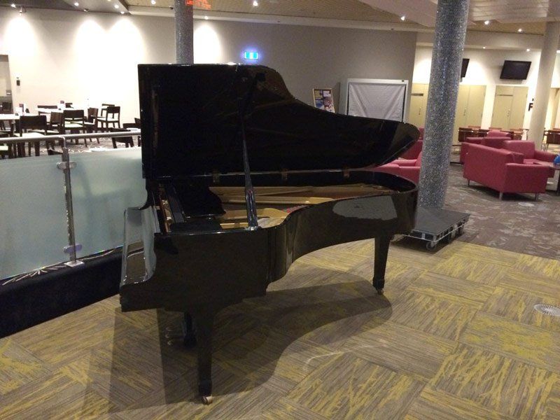 piano