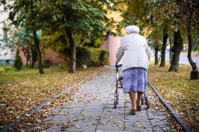Occupational therapy for the elderly in Thunder Bay, Ontario.