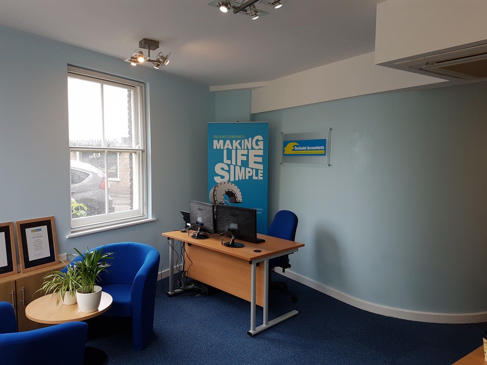 Painting and Decoration of a Office.