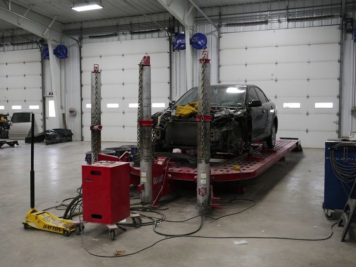Auto body Repair Shop, Jefferson City, MO