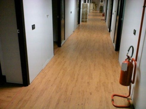 corridoio con parquet