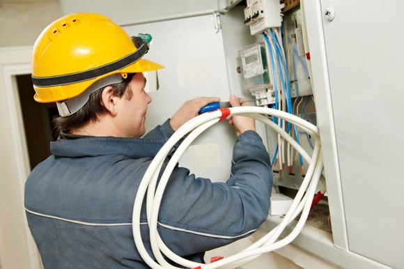 manutenzione impianti elettrici