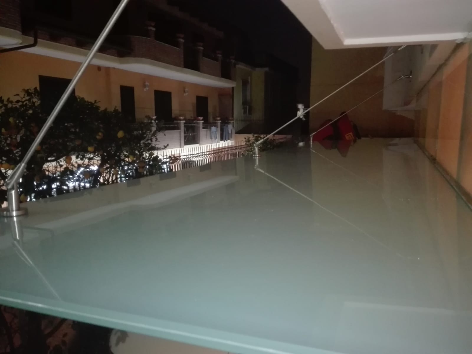pensilina in vetro