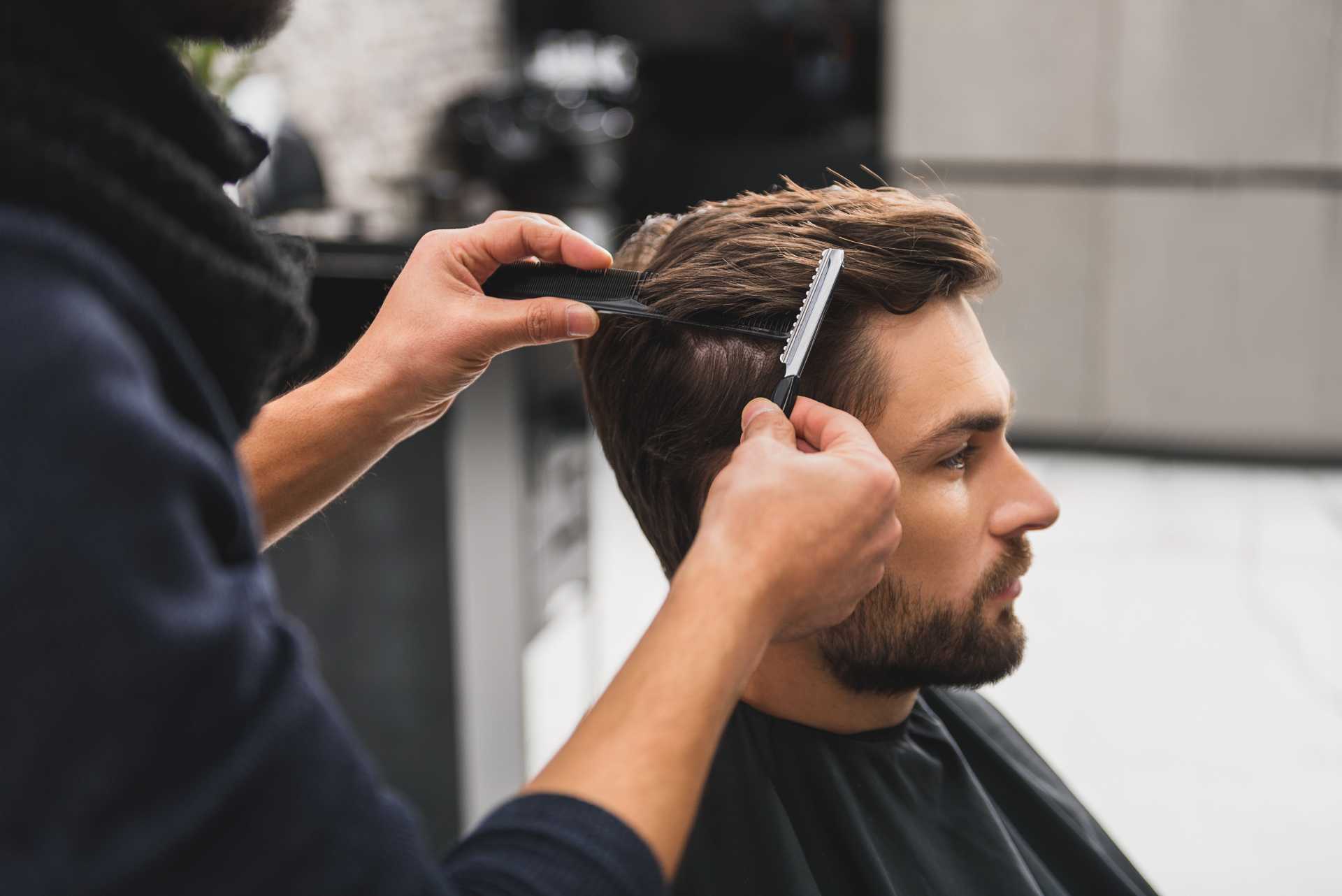 Taglio capelli uomo