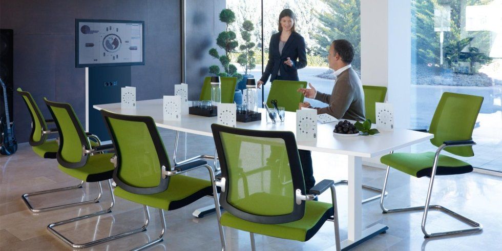 tavolo per riunioni e conferenze