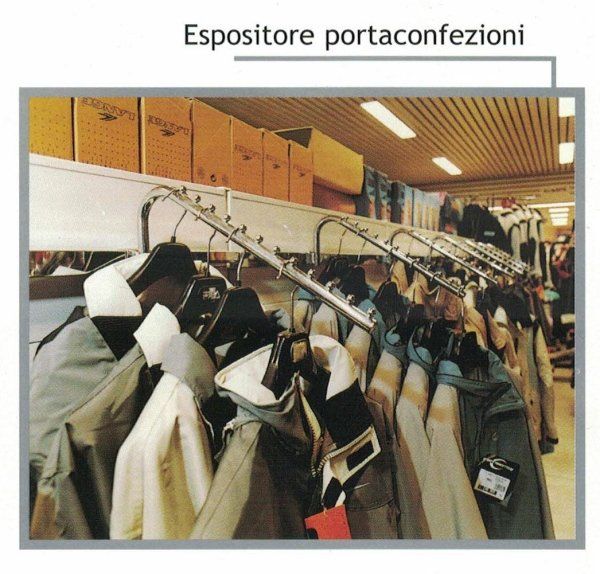Scaffali per negozi