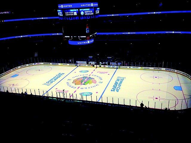 Party bus service for Chicago Blackhawks Hockey at United Center Party bus service for Chicago Blackhawks Hockey