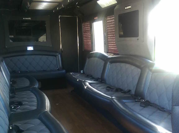 Best Party Bus Chicago IL Best Party Bus Chicago IL