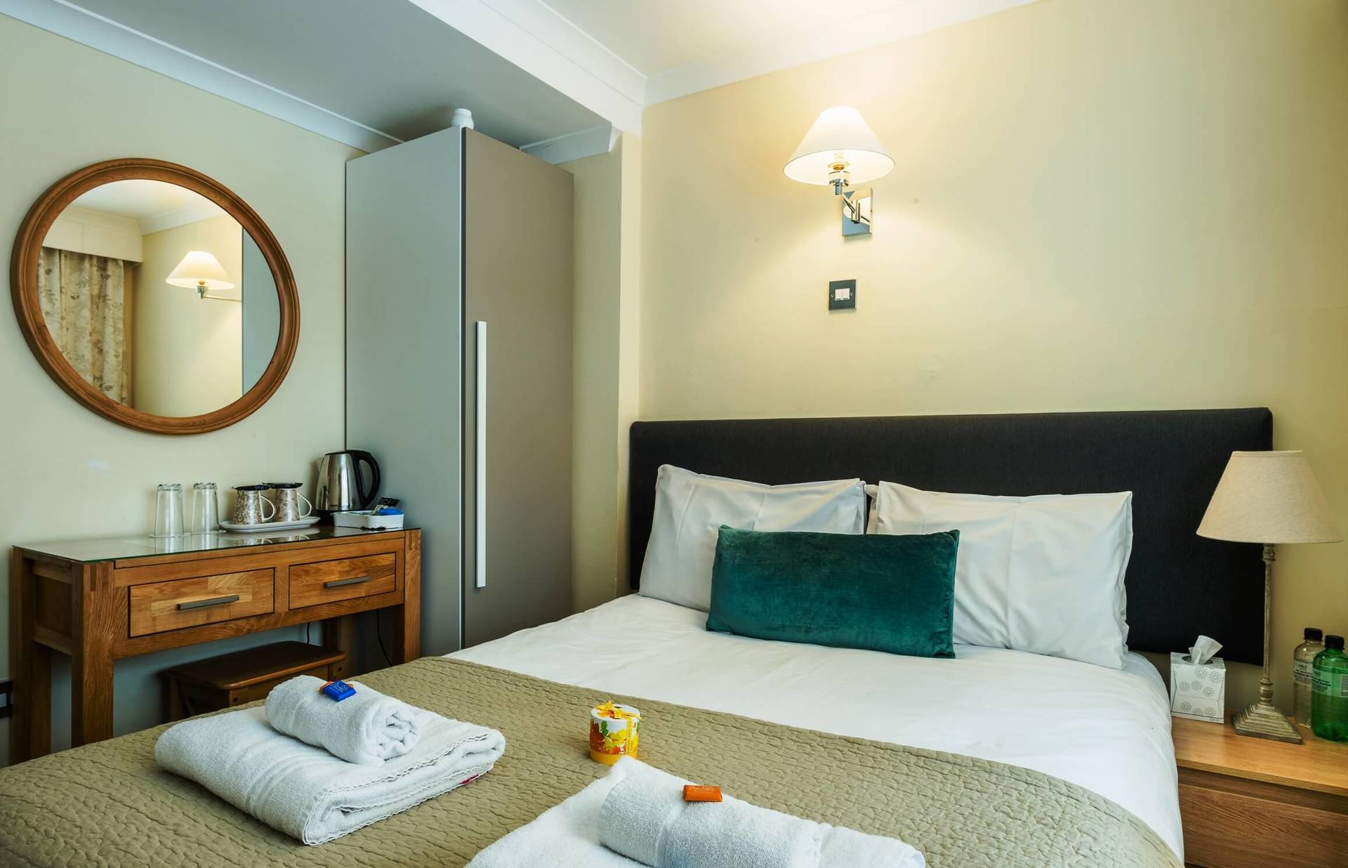 Picture of a bedroom