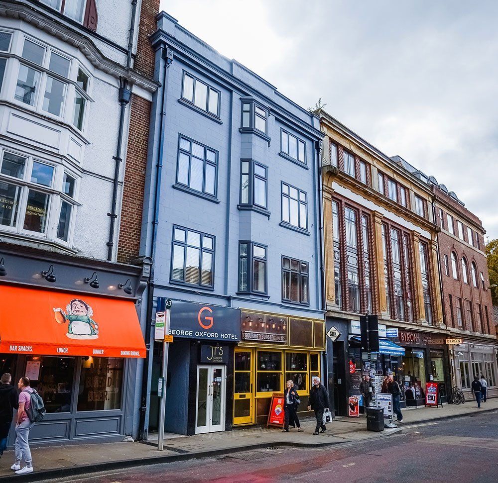 Picture of the George Oxford Hotel facade in Oxford