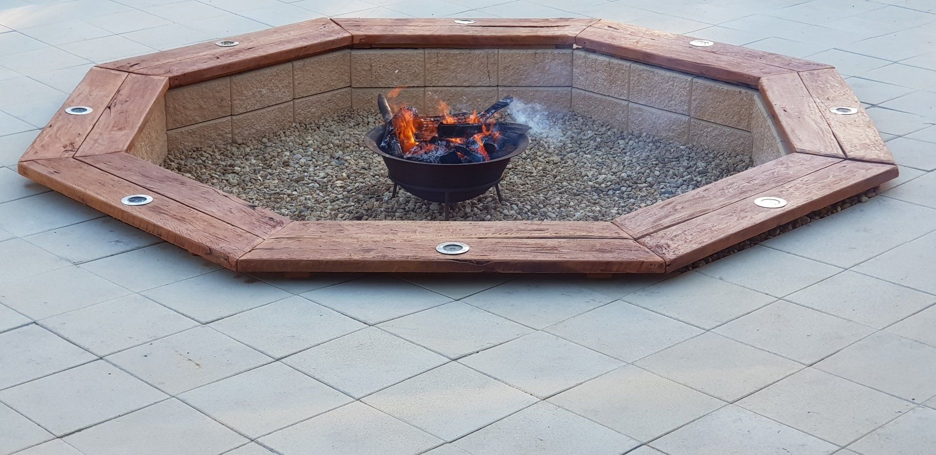 Landscape feature