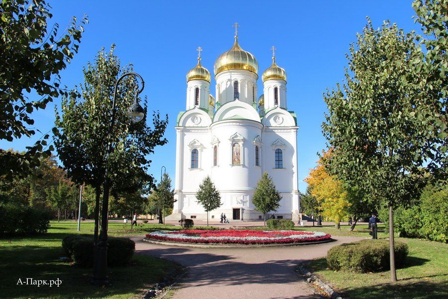 Соборная площадь в Пушкине