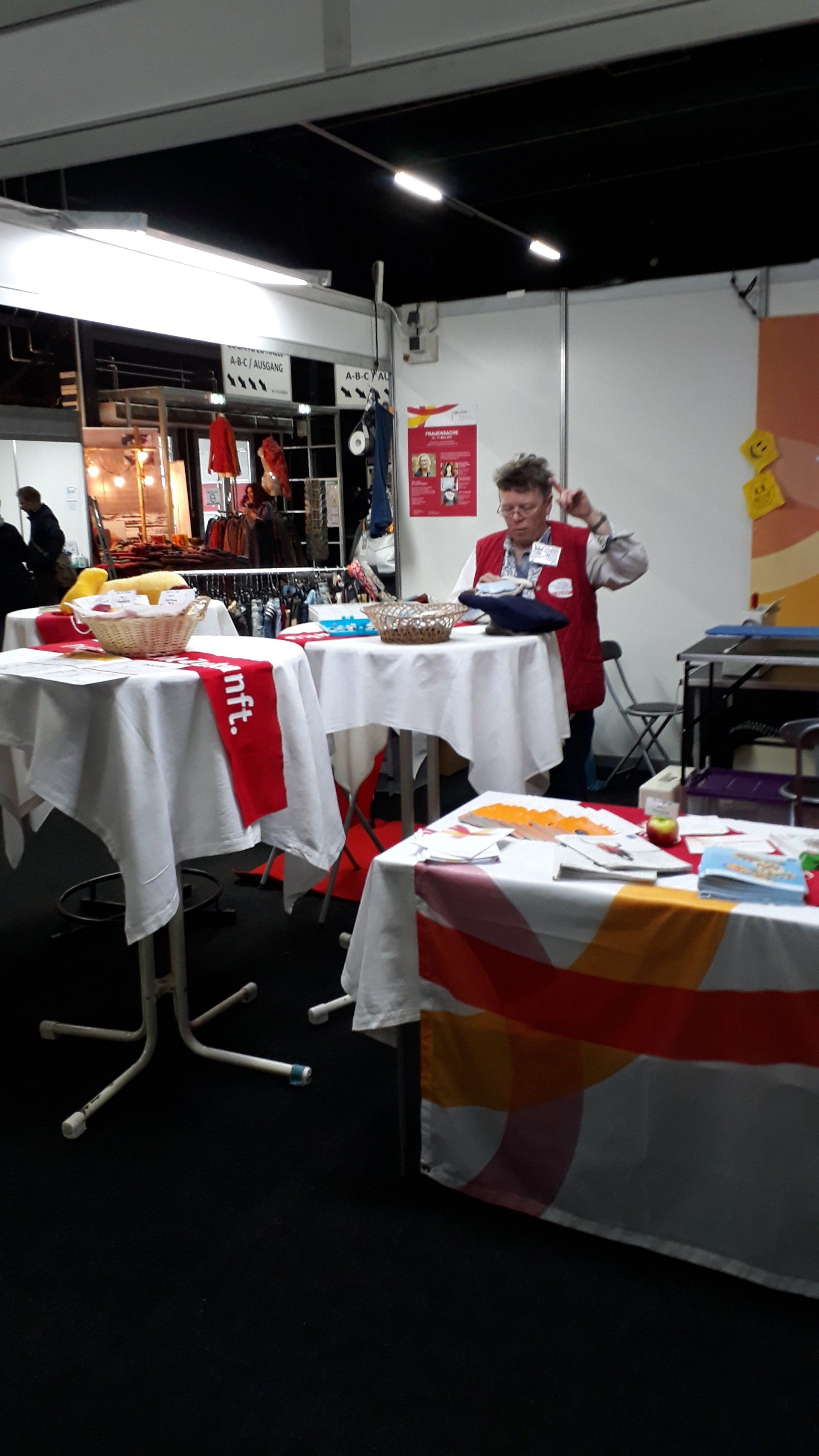 Viele Informationen und Aktionen beim Stand der kfd. kfd-Stand