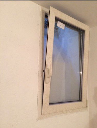finestra in alluminio con vetro