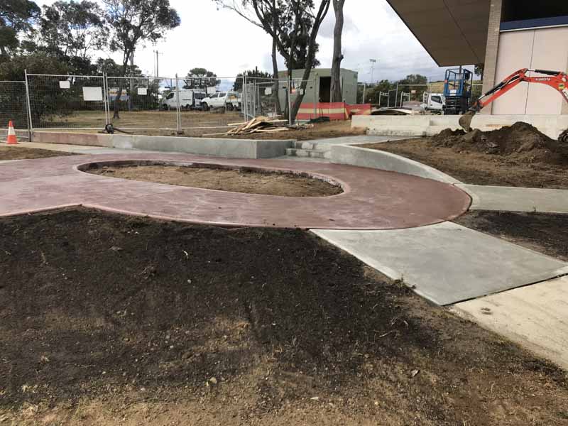 circular concrete pathway