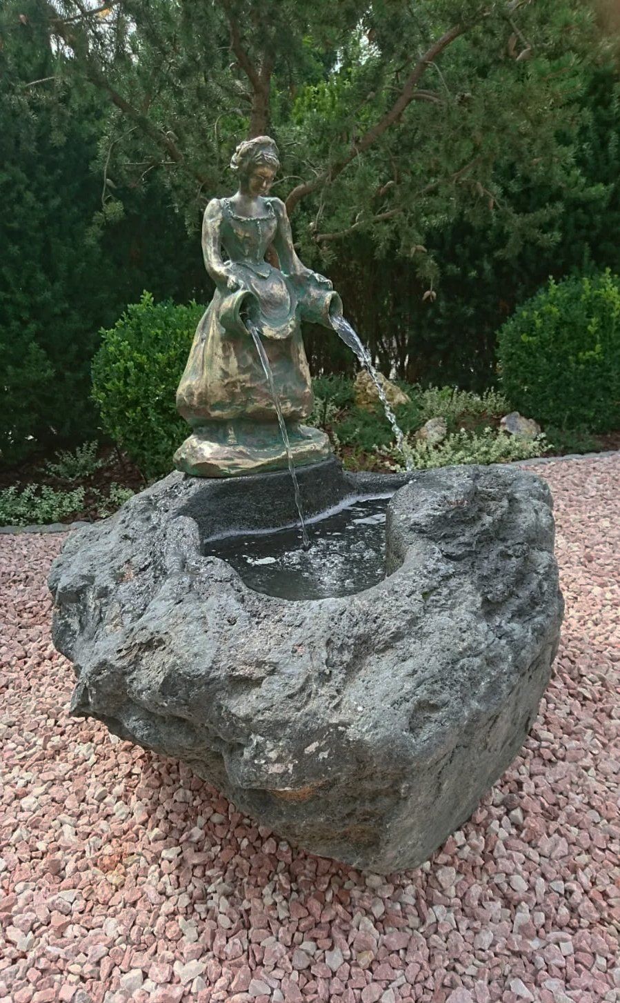 Alexander Widmann, Fountain, natural stone, Naturstein, Findlingsbrunnen, granit, limestone, Vicenza, marble, Italy