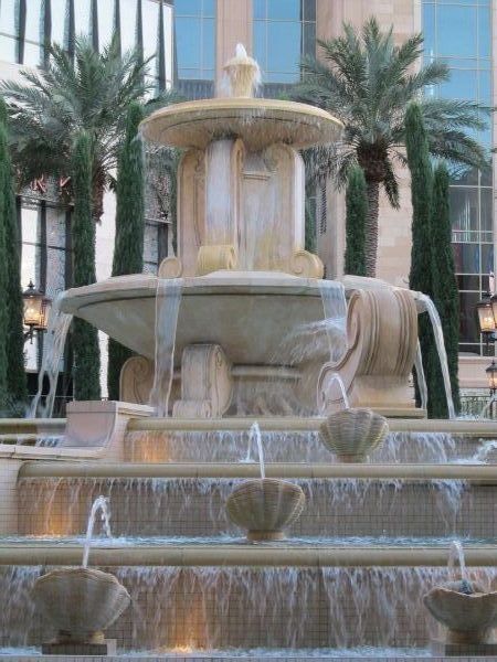 Alexander Widmann, Spring Fountain, natural stone, Naturstein, Springbrunnen, limestone, Vicenza, marble, Italy