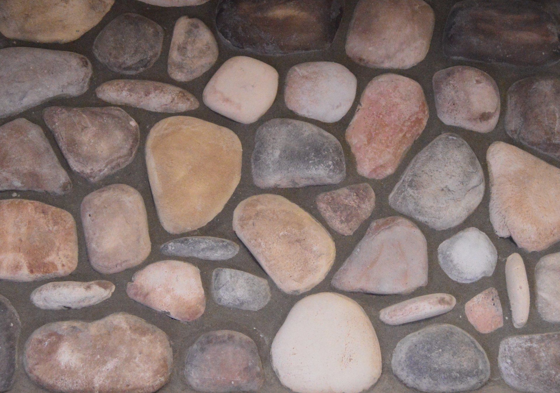 River Rock Manufactured Stone