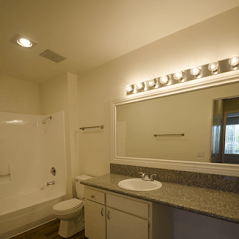 Bathroom 1 (1)
