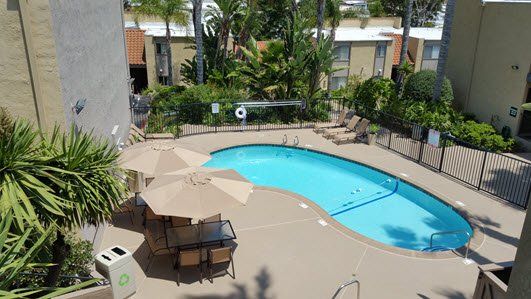 Pool 2