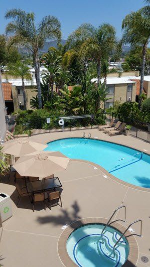 Pool 4