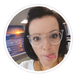Suzette, Print, Graphic and Web Designer
