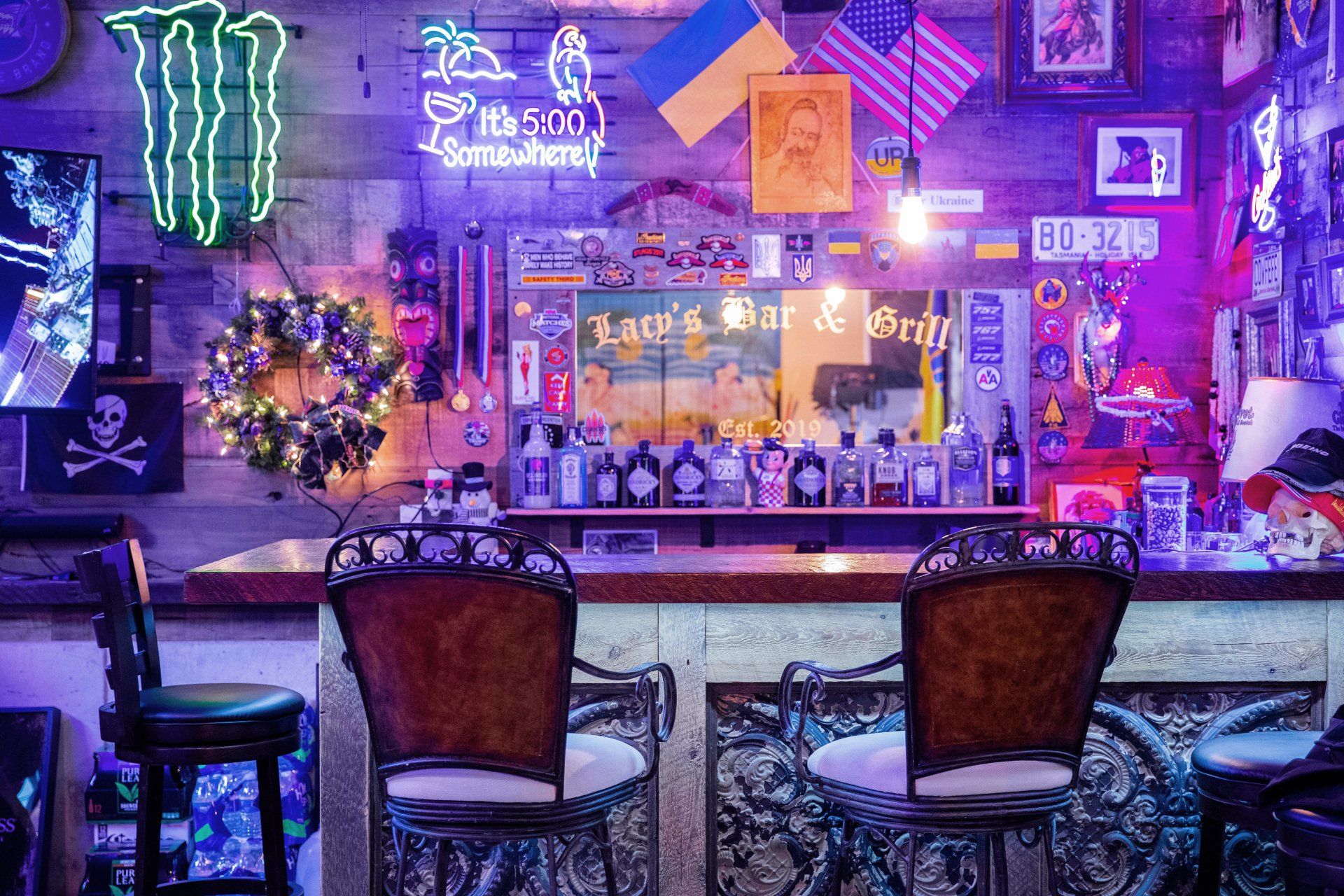 reclaimed, garage bar, bar, drink ledge, custom