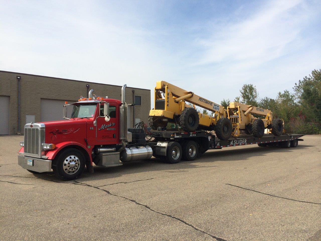 Equipment and Contractor Hauling Local and Long Distance