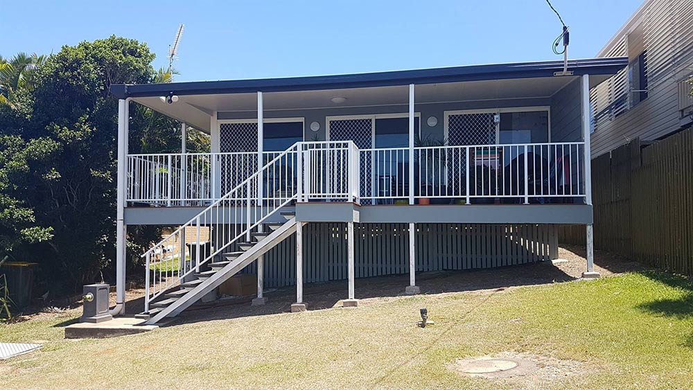 Aluminium Balustrade — Aluminium Fabrications in Rockhampton, QLD Aluminium Balustrade — Aluminium Fabrications in Rockhampton, QLD