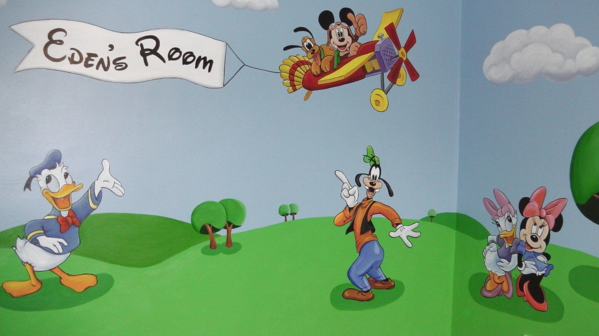 kids room mickey mouse and friends mural 
