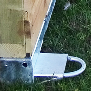 single stable and gated field shelter