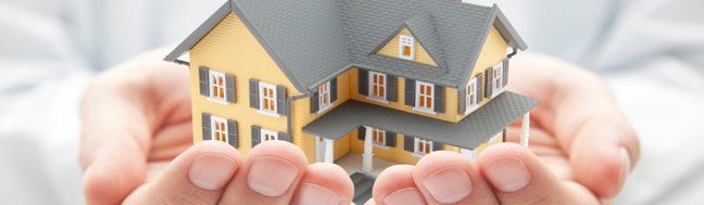 house in hands