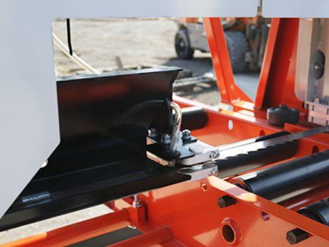R100 Adjustable Blade Guide Arm