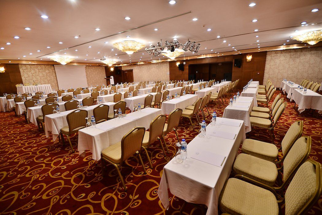 Ankara Plaza Otel Toplantı Salonu